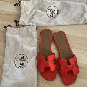 HERMES ORANGE NOIR ORAN SANDAL SLIPPER